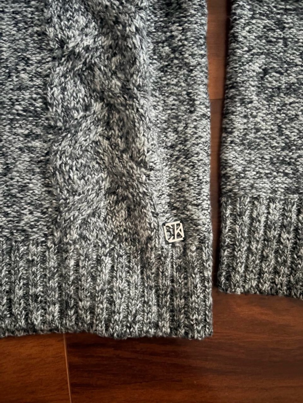 Calvin Klein Marled Gray Cable Crew Sweater - Picture 3 of 4